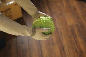 お待たせしました!農業女子グローブスに新色登場！