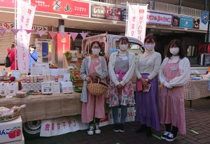 ～ダイハツLove Local活動～　農業女子が福島駅前軽トラ市に出店！