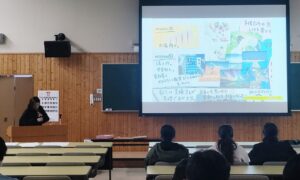 山形大学農学部で農業女子プロジェクトチーム“はぐくみ”による講演会とワークショップが開催されました（12/10）